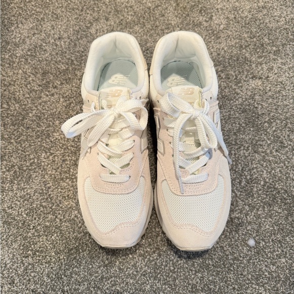 New Balance Women's Beige and White Sneakers - Picture 2 of 2